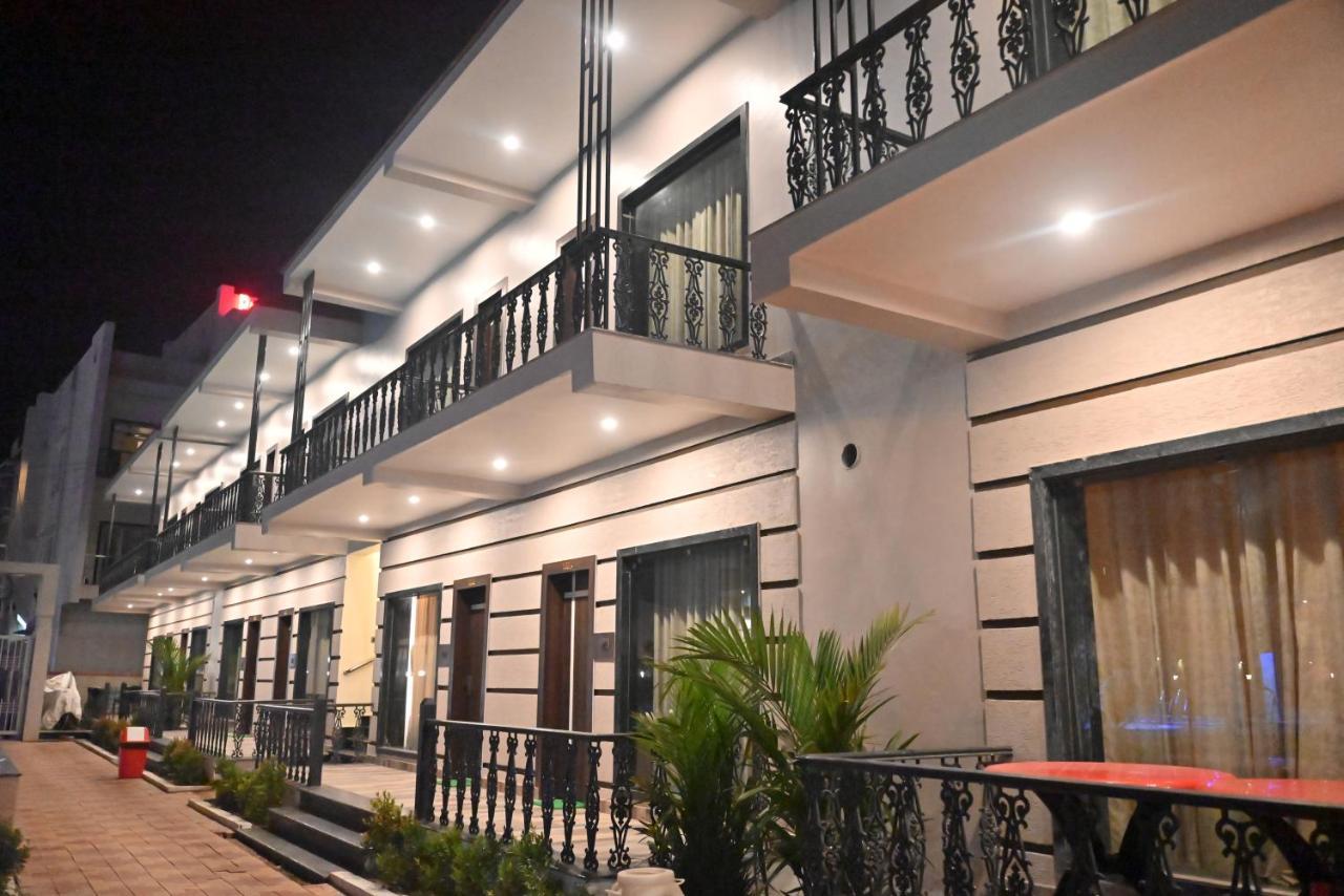 Moon Star Beach Resort Mandarmani Luaran gambar